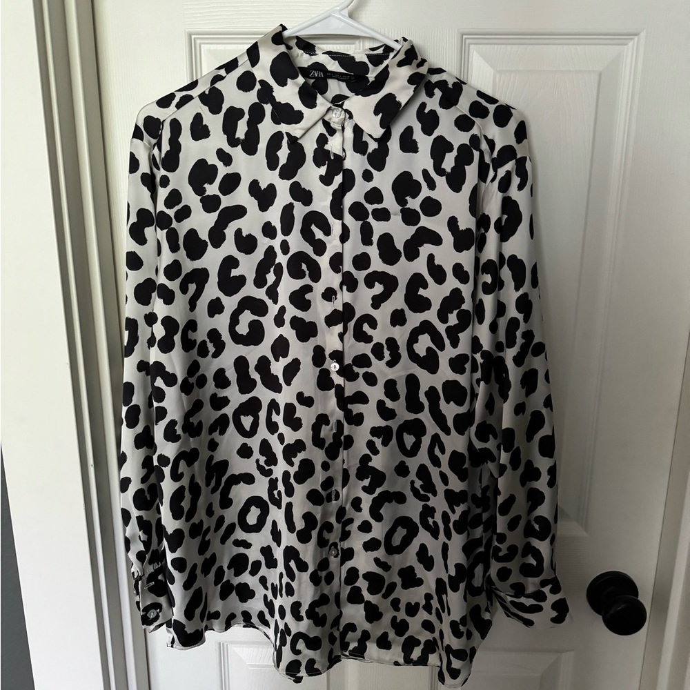 Zara Silk Button Down Patterned Shirt !!!